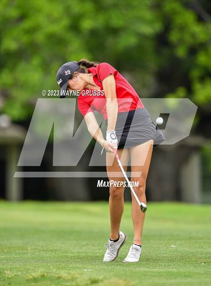 Thumbnail 1 in UIL 5A Girls Golf State Tournament photogallery.