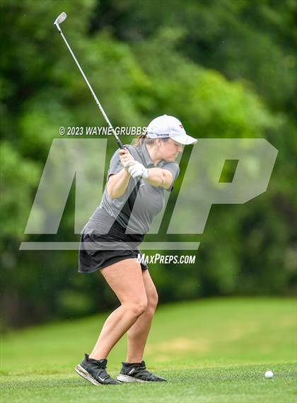 Thumbnail 3 in UIL 5A Girls Golf State Tournament photogallery.