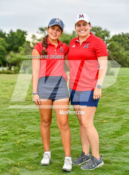 Thumbnail 3 in UIL 5A Girls Golf State Tournament photogallery.