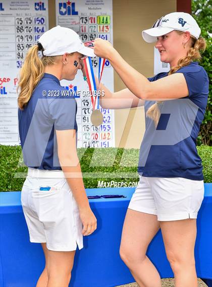 Thumbnail 2 in UIL 5A Girls Golf State Tournament photogallery.