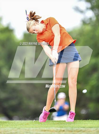 Thumbnail 1 in UIL 5A Girls Golf State Tournament photogallery.