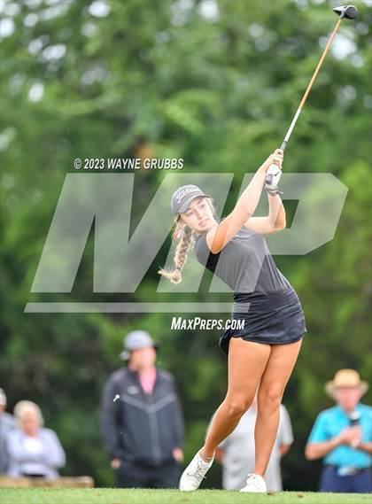 Thumbnail 3 in UIL 5A Girls Golf State Tournament photogallery.