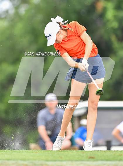 Thumbnail 2 in UIL 5A Girls Golf State Tournament photogallery.