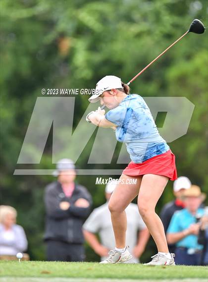 Thumbnail 2 in UIL 5A Girls Golf State Tournament photogallery.