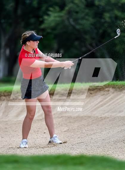 Thumbnail 3 in UIL 5A Girls Golf State Tournament photogallery.