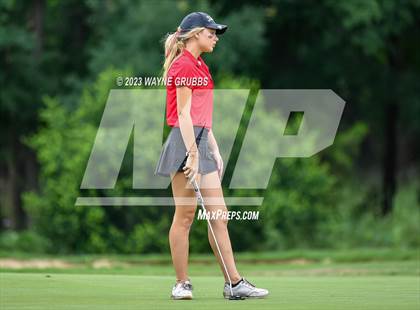 Thumbnail 3 in UIL 5A Girls Golf State Tournament photogallery.
