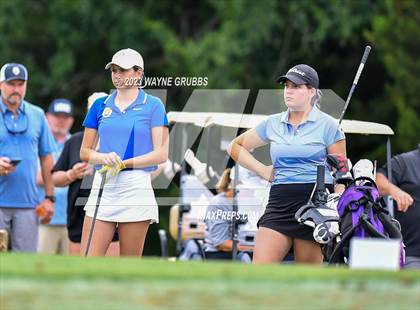 Thumbnail 3 in UIL 5A Girls Golf State Tournament photogallery.
