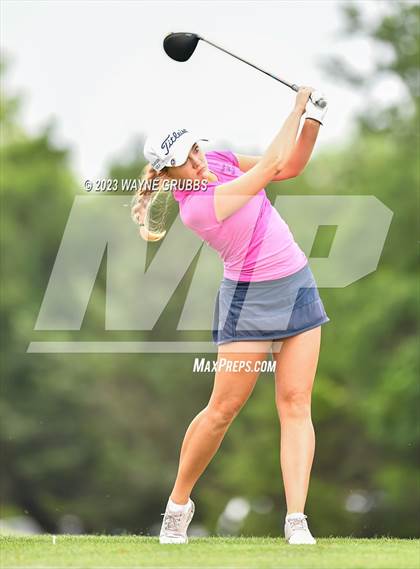 Thumbnail 1 in UIL 5A Girls Golf State Tournament photogallery.