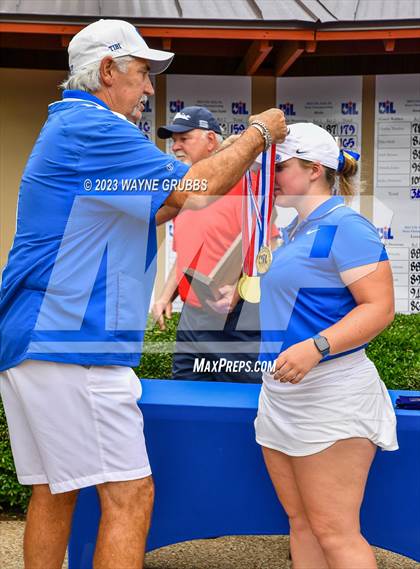 Thumbnail 3 in UIL 5A Girls Golf State Tournament photogallery.
