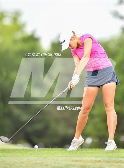 Thumbnail 3 in UIL 5A Girls Golf State Tournament photogallery.
