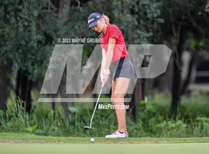 Thumbnail 3 in UIL 5A Girls Golf State Tournament photogallery.