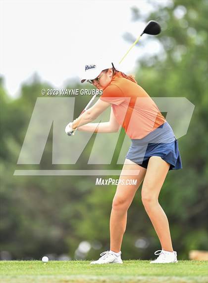Thumbnail 3 in UIL 5A Girls Golf State Tournament photogallery.