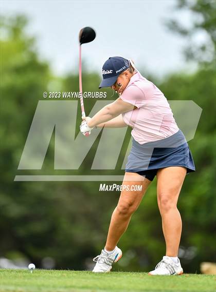 Thumbnail 1 in UIL 5A Girls Golf State Tournament photogallery.