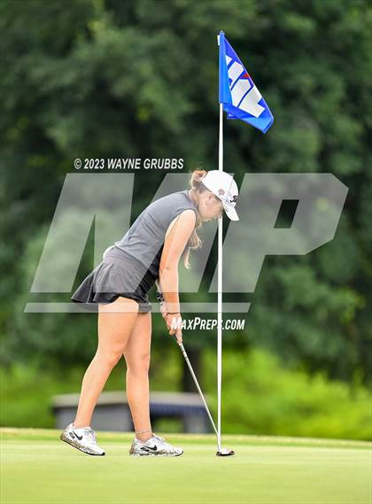 Thumbnail 3 in UIL 5A Girls Golf State Tournament photogallery.