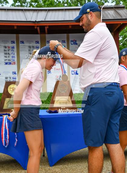 Thumbnail 2 in UIL 5A Girls Golf State Tournament photogallery.