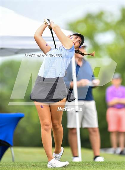 Thumbnail 2 in UIL 5A Girls Golf State Tournament photogallery.