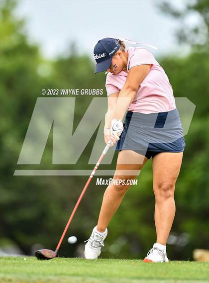 Thumbnail 2 in UIL 5A Girls Golf State Tournament photogallery.