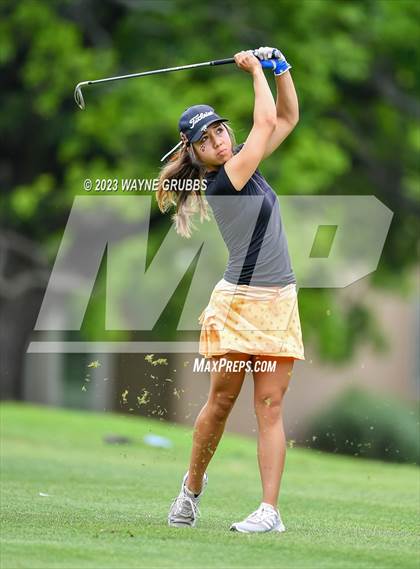 Thumbnail 3 in UIL 5A Girls Golf State Tournament photogallery.