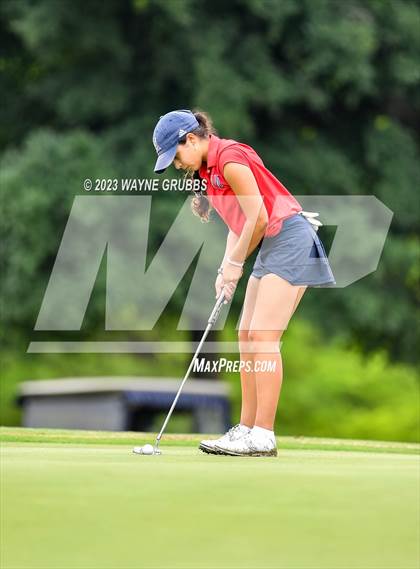 Thumbnail 1 in UIL 5A Girls Golf State Tournament photogallery.