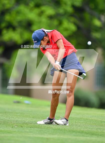 Thumbnail 1 in UIL 5A Girls Golf State Tournament photogallery.