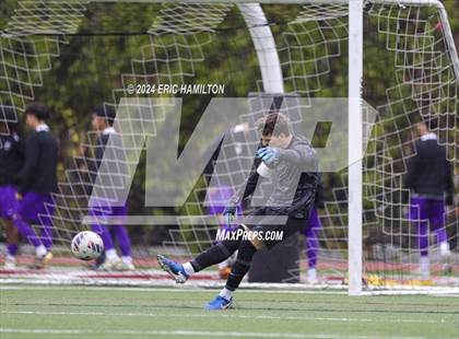 Thumbnail 3 in St. Augustine vs. De La Salle photogallery.