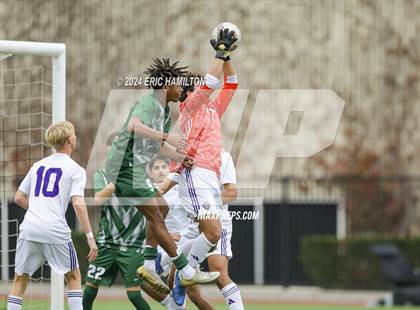 Thumbnail 1 in St. Augustine vs. De La Salle photogallery.