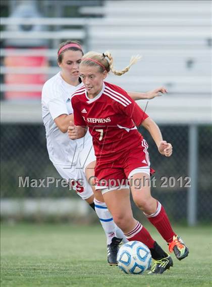 Thumbnail 3 in St. Stephens at Charlotte Catholic (NCHSAA 3A Semifinal) photogallery.