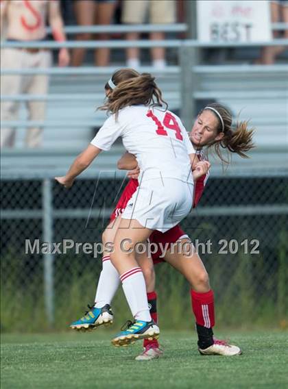 Thumbnail 3 in St. Stephens at Charlotte Catholic (NCHSAA 3A Semifinal) photogallery.