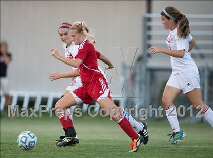 Thumbnail 3 in St. Stephens at Charlotte Catholic (NCHSAA 3A Semifinal) photogallery.