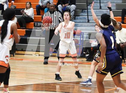 Thumbnail 3 in Buckhorn @ Grissom photogallery.