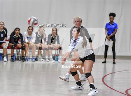 Thumbnail 2 in Girls Prep @ Baylor photogallery.