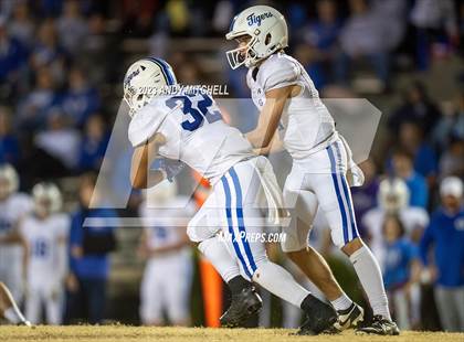 Thumbnail 1 in Gordonsville @ South Pittsburg (1-1A Quarterfinal) photogallery.