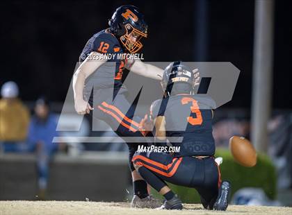 Thumbnail 2 in Gordonsville @ South Pittsburg (1-1A Quarterfinal) photogallery.