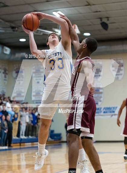Thumbnail 1 in Zion-Benton @ Lake Forest photogallery.