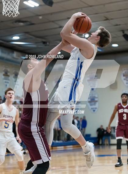 Thumbnail 1 in Zion-Benton @ Lake Forest photogallery.
