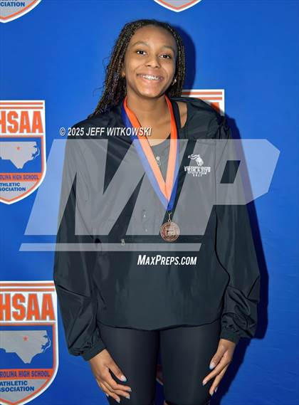 Thumbnail 3 in NCHSAA 3A Final Awards photogallery.