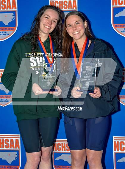 Thumbnail 2 in NCHSAA 3A Final Awards photogallery.