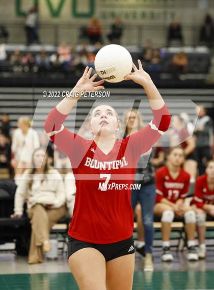 Thumbnail 3 in Bountiful vs. Box Elder (UHSAA 5A Second Round) photogallery.