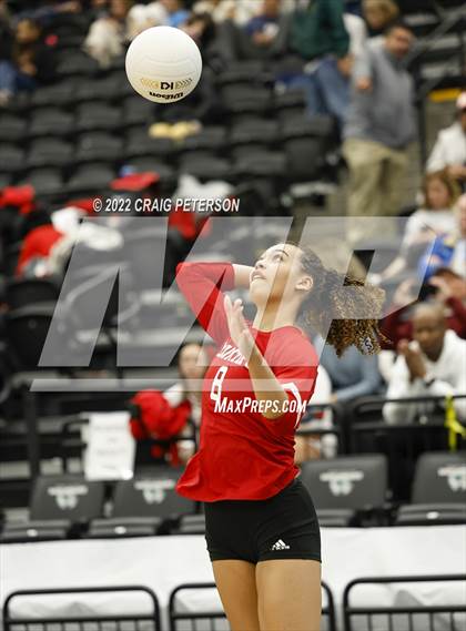 Thumbnail 3 in Bountiful vs. Box Elder (UHSAA 5A Second Round) photogallery.