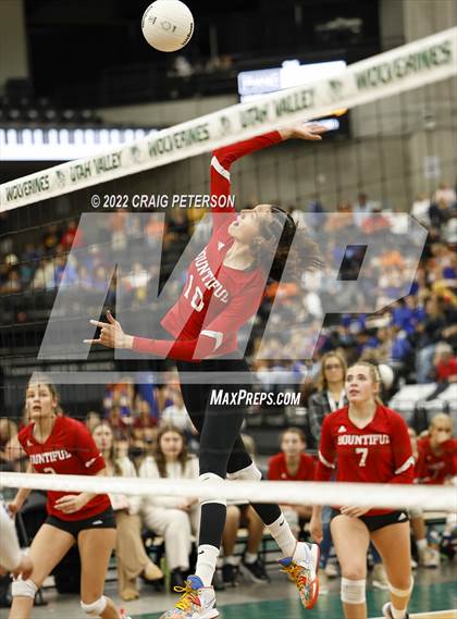 Thumbnail 2 in Bountiful vs. Box Elder (UHSAA 5A Second Round) photogallery.