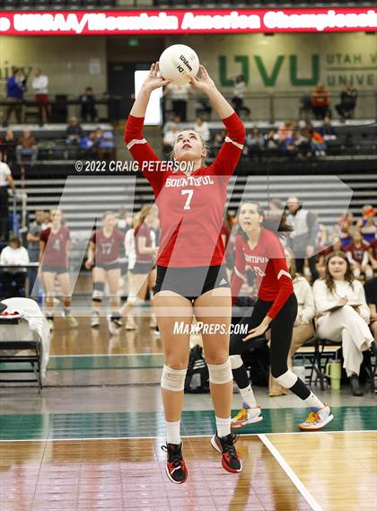 Thumbnail 2 in Bountiful vs. Box Elder (UHSAA 5A Second Round) photogallery.