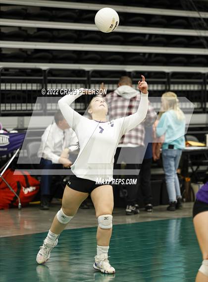Thumbnail 1 in Bountiful vs. Box Elder (UHSAA 5A Second Round) photogallery.