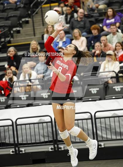 Thumbnail 3 in Bountiful vs. Box Elder (UHSAA 5A Second Round) photogallery.