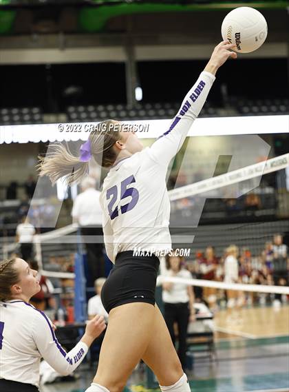 Thumbnail 2 in Bountiful vs. Box Elder (UHSAA 5A Second Round) photogallery.