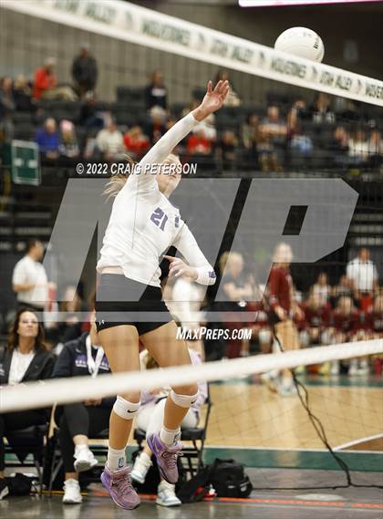 Thumbnail 1 in Bountiful vs. Box Elder (UHSAA 5A Second Round) photogallery.