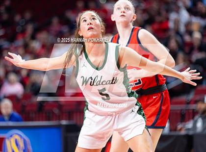 Thumbnail 2 in Millard West vs. Millard South (NSAA Class A Quarterfinal) photogallery.