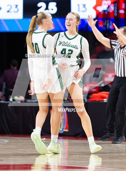 Thumbnail 3 in Millard West vs. Millard South (NSAA Class A Quarterfinal) photogallery.