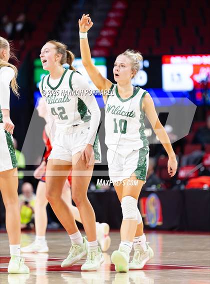 Thumbnail 1 in Millard West vs. Millard South (NSAA Class A Quarterfinal) photogallery.