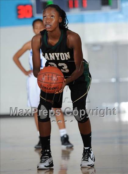 Thumbnail 1 in Canyon @ Saugus photogallery.