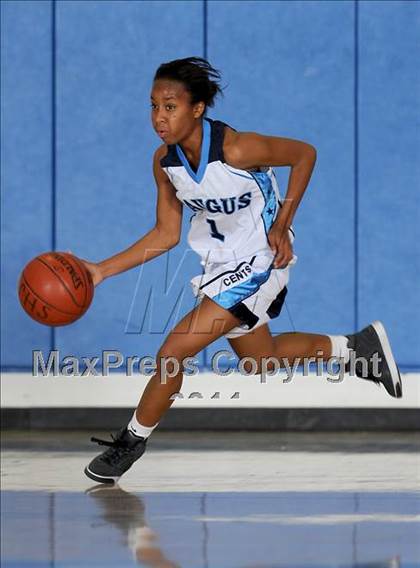 Thumbnail 1 in Canyon @ Saugus photogallery.